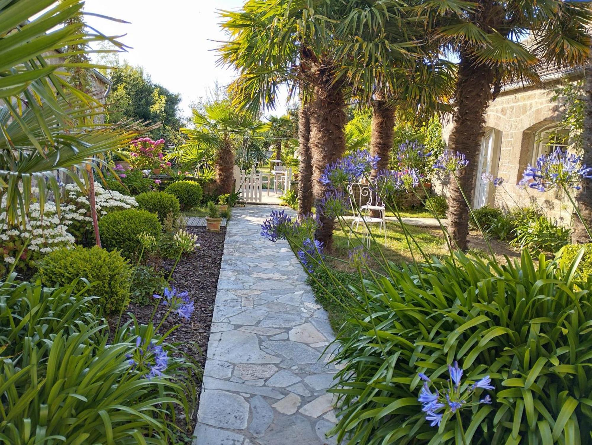 Le Prieure Barfleur Bed & Breakfast Exterior photo